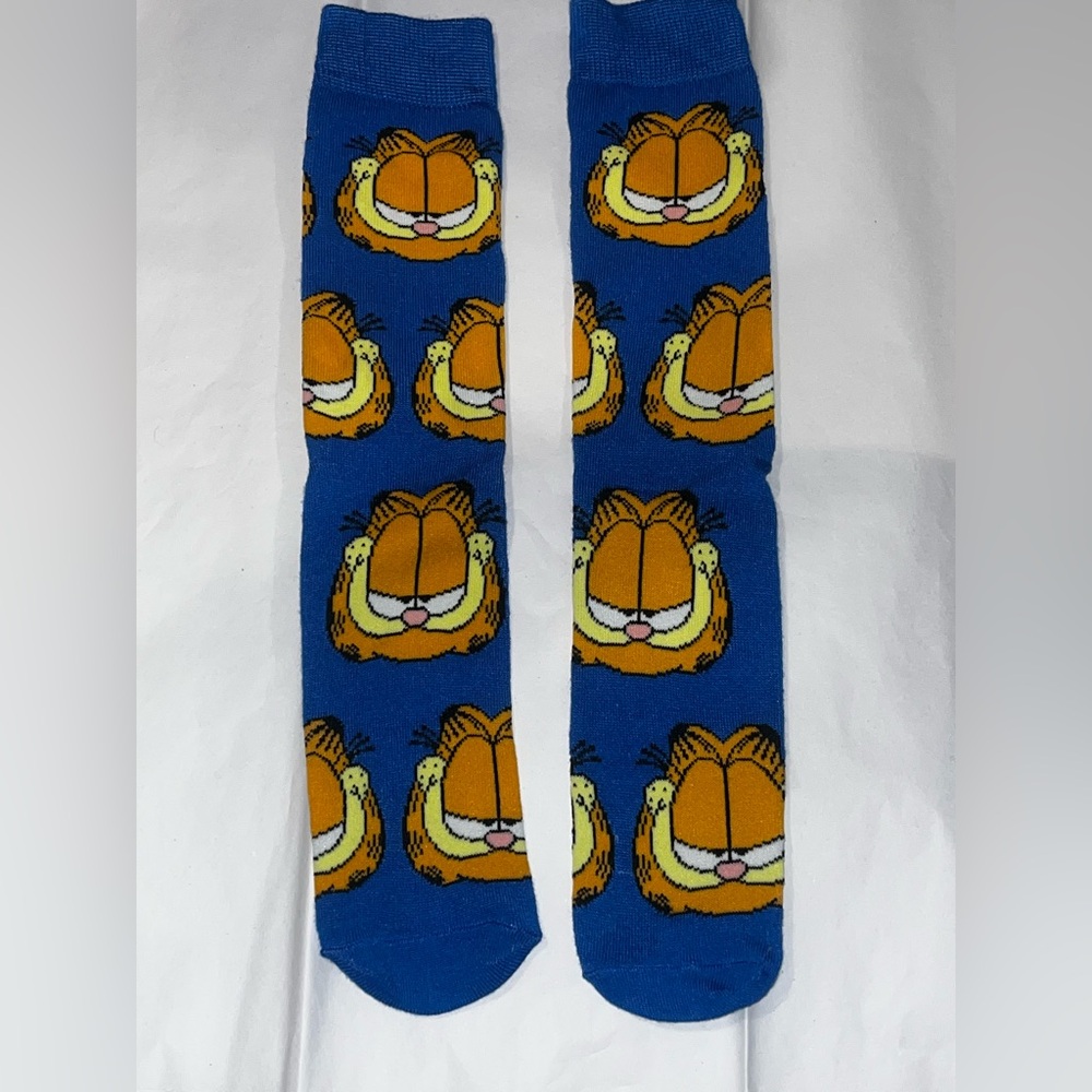 #18 Garfield Patterned Blue Socks - Picture 6 of 7